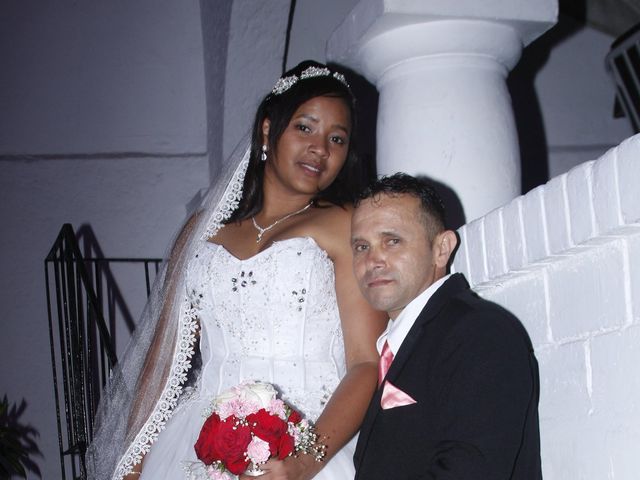 El matrimonio de Luis  y Juliana  en Medellín, Antioquia 12