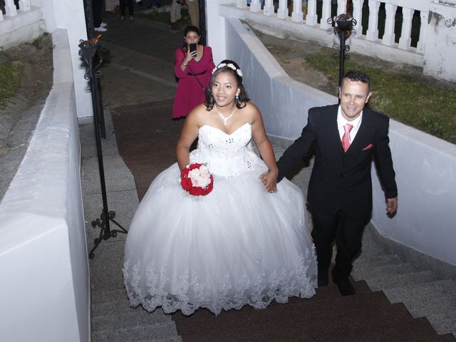 El matrimonio de Luis  y Juliana  en Medellín, Antioquia 24