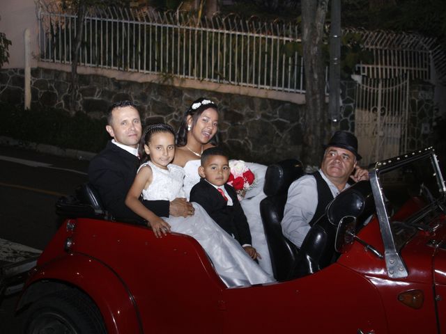 El matrimonio de Luis  y Juliana  en Medellín, Antioquia 25