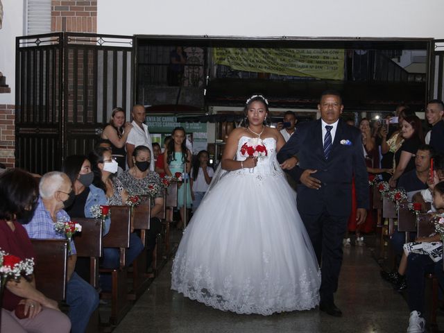 El matrimonio de Luis  y Juliana  en Medellín, Antioquia 32