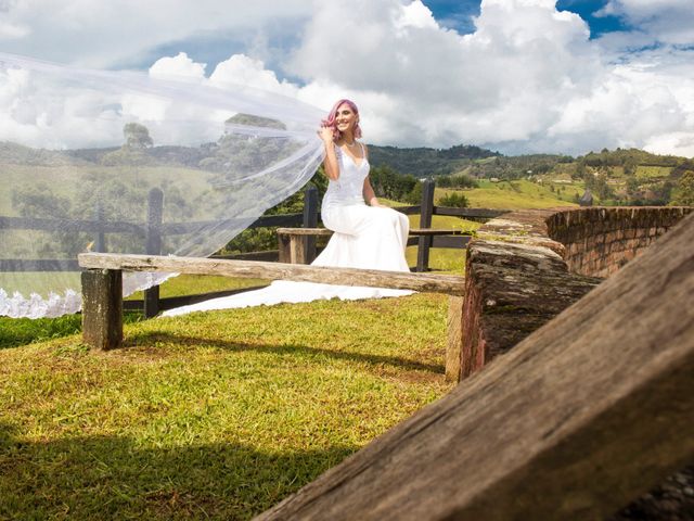 El matrimonio de Sebastián y Laura en Rionegro, Antioquia 24