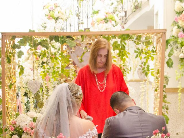 El matrimonio de Robinson y Luisa en Medellín, Antioquia 4