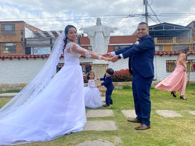 El matrimonio de Cristián y Lezly  en Bogotá, Bogotá DC 4