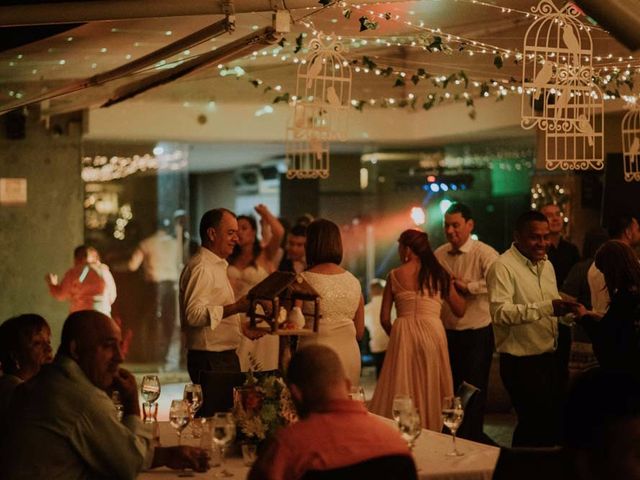 El matrimonio de Stiven  y Maria Camila en Medellín, Antioquia 30
