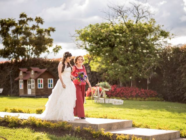 El matrimonio de Cristhian y Viviana en Tabio, Cundinamarca 17