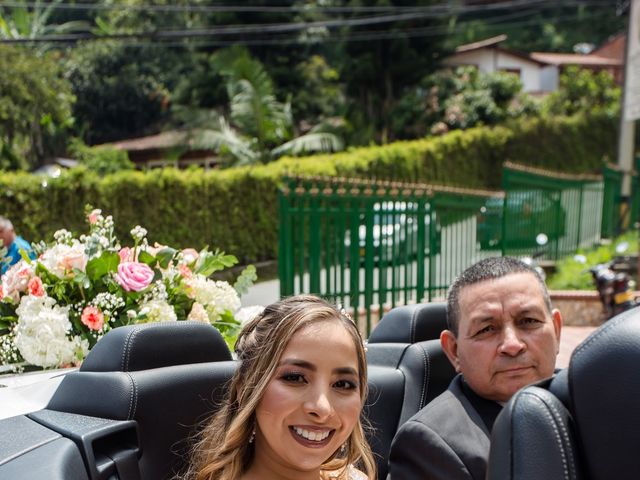 El matrimonio de Edward y Lorena en Sabaneta, Antioquia 3