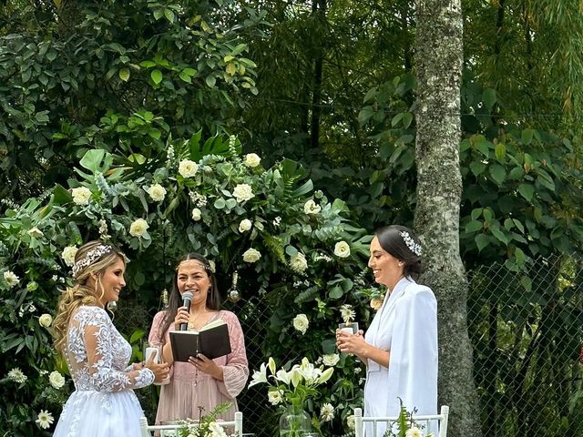 El matrimonio de Silvia Juliana y Paula Andrea  en Envigado, Antioquia 3