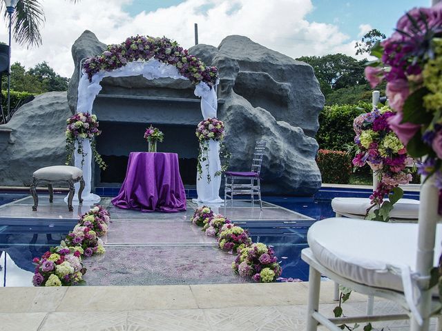 El matrimonio de Raymond y Johanna en Ibagué, Tolima 9