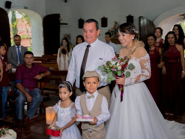 El matrimonio de Gilberto  y Maryeiny  en Copacabana, Antioquia 17