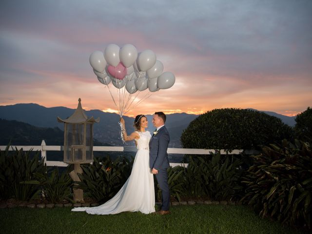 El matrimonio de Gregory y Carolina en Envigado, Antioquia 27