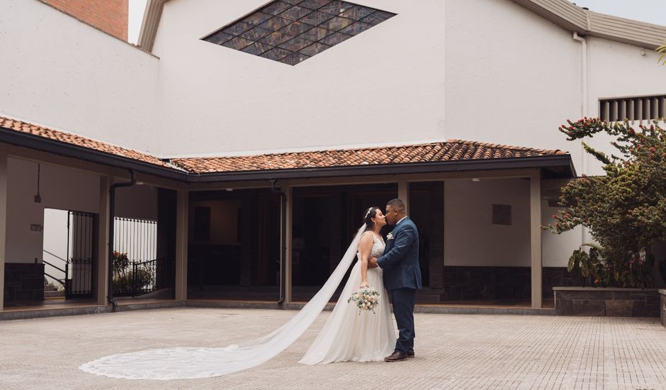 El matrimonio de Larry Escobar  y Yurani Molina en Medellín, Antioquia