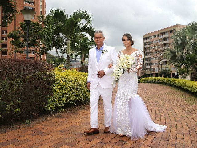El matrimonio de Rafael y Zuleima en Ibagué, Tolima 18