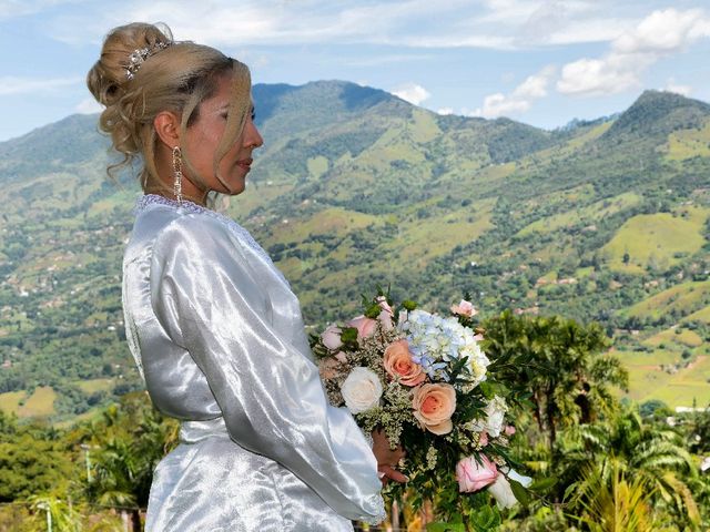 El matrimonio de Jorge Enrique y Luisa Fernanda en Copacabana, Antioquia 4