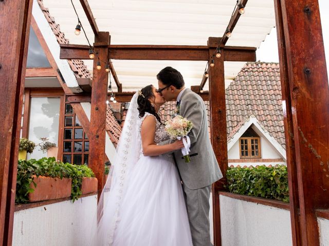 El matrimonio de Víctor   y Lina  en Bogotá, Bogotá DC 1
