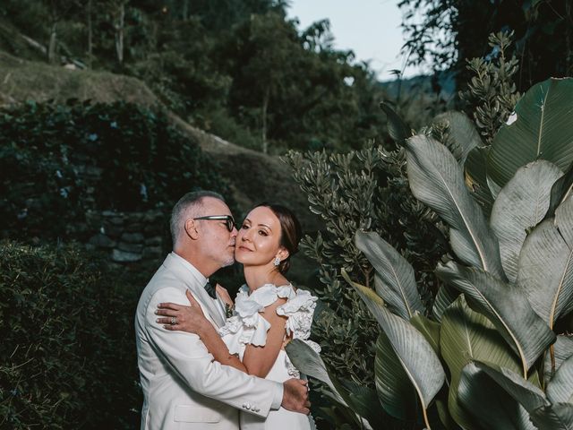 El matrimonio de Rafael y Gloria en Envigado, Antioquia 24