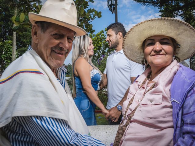 El matrimonio de Carlos y Adriana en Filandia, Quindío 3