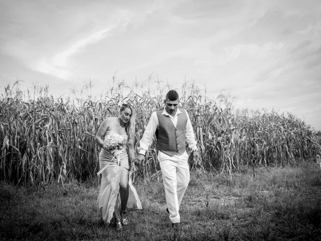 El matrimonio de Carlos y Adriana en Filandia, Quindío 15