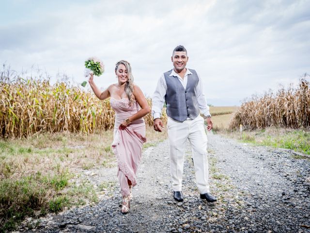 El matrimonio de Carlos y Adriana en Filandia, Quindío 16