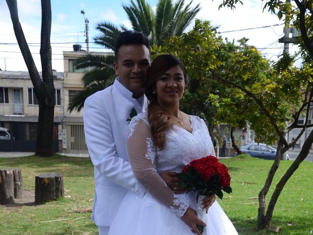 El matrimonio de Andrés  y Yury en Bogotá, Bogotá DC 35