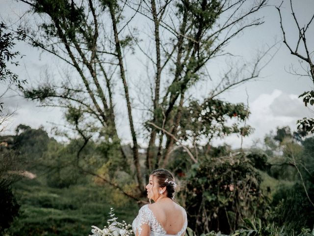 El matrimonio de Paola y Rafa en Marinilla, Antioquia 23