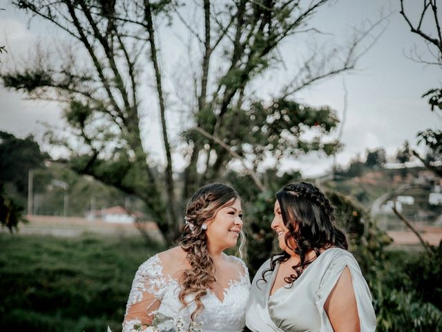 El matrimonio de Paola y Rafa en Marinilla, Antioquia 25