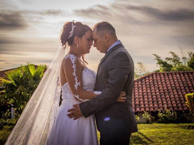 El matrimonio de Gustavo y Geraldine en Montenegro, Quindío 14