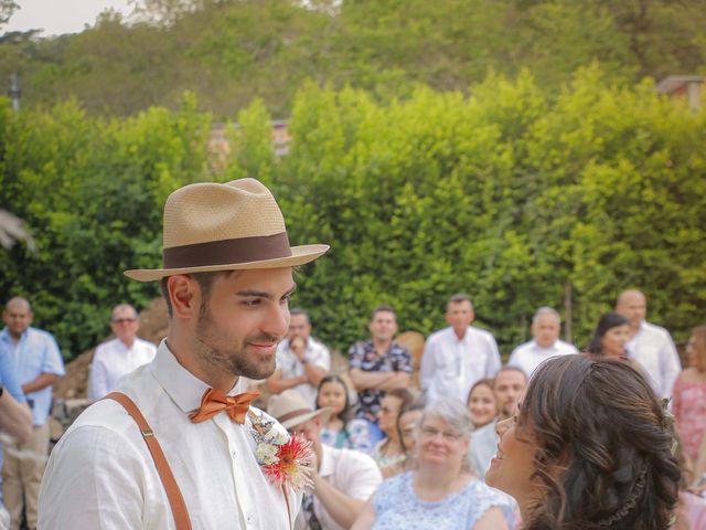 El matrimonio de Juliana y Sebastián en Pinchote, Santander 5