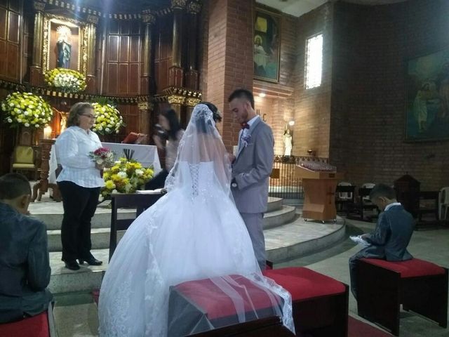 El matrimonio de Andres y Tatiana en Sabaneta, Antioquia 11