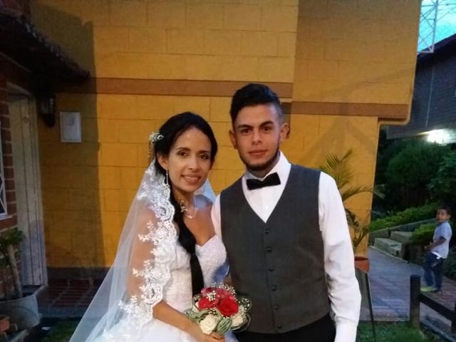 El matrimonio de Andres y Tatiana en Sabaneta, Antioquia 13