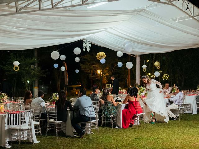 El matrimonio de Álex y Karol en Armenia, Quindío 17