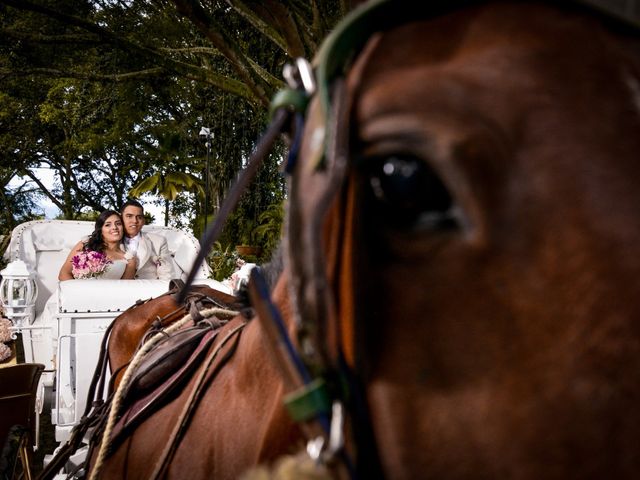 El matrimonio de Sebastián y Daniela en Cali, Valle del Cauca 33