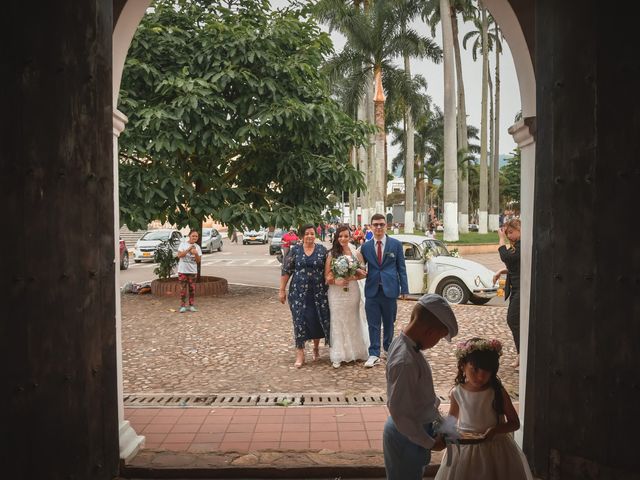 El matrimonio de Antony y Erika en Bucaramanga, Santander 24