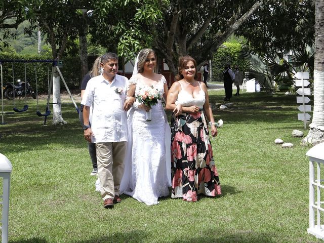El matrimonio de Néstor y Ximena en Ibagué, Tolima 20