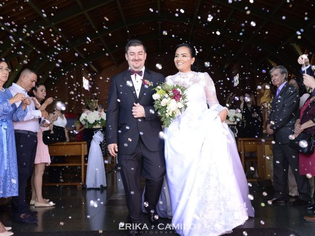 El matrimonio de Omar Andrés  y Gloria Lucía  en Envigado, Antioquia 18