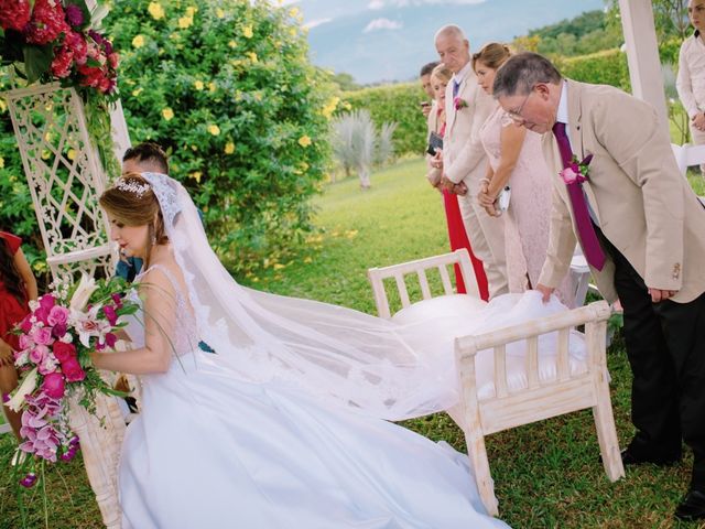 El matrimonio de Cris y Lulu en Cali, Valle del Cauca 16