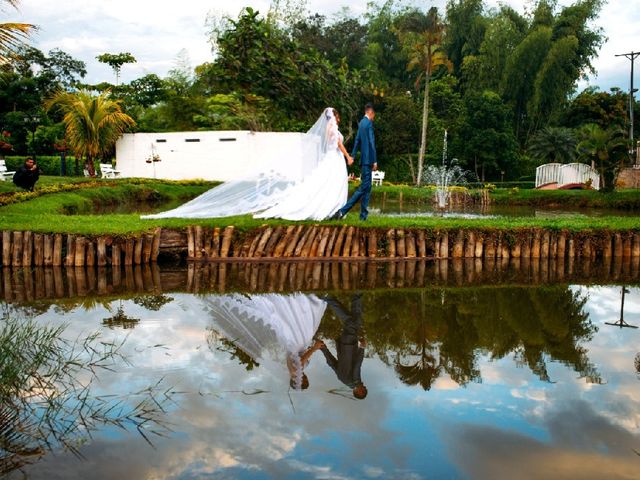 El matrimonio de Cris y Lulu en Cali, Valle del Cauca 41