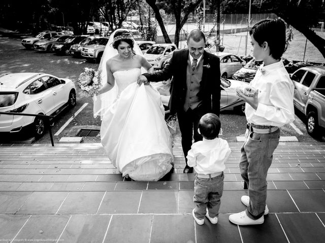 El matrimonio de Juan Diego y Mariana en Medellín, Antioquia 21