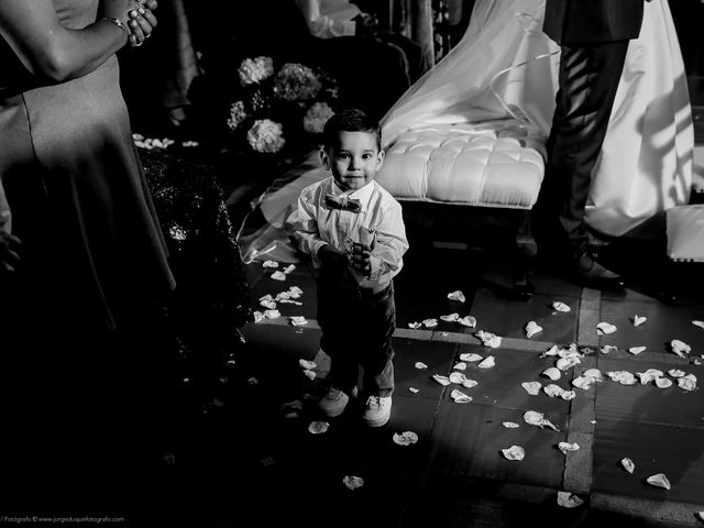 El matrimonio de Juan Diego y Mariana en Medellín, Antioquia 25