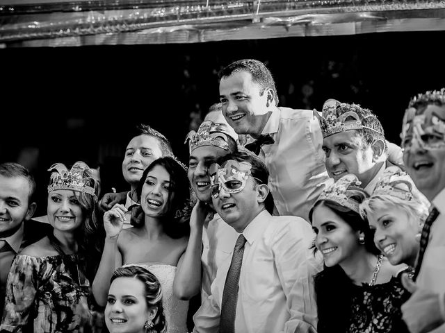 El matrimonio de Juan Diego y Mariana en Medellín, Antioquia 39