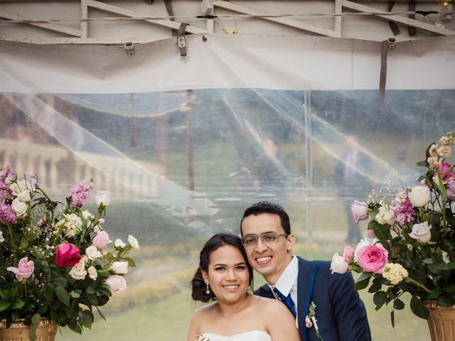 El matrimonio de Carlos  y Ana Gabriela  en Bogotá, Bogotá DC 16