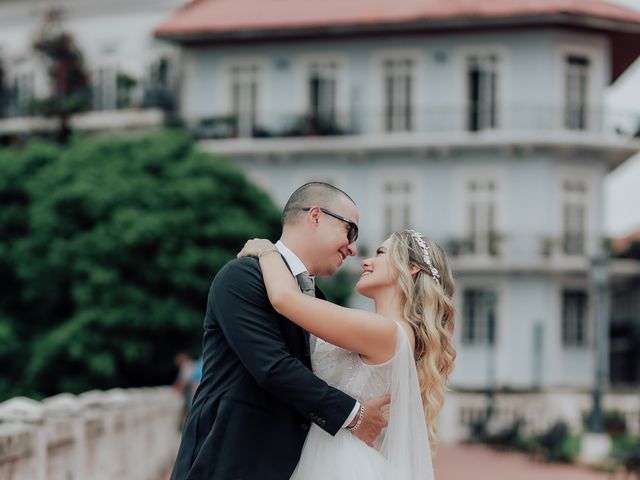 El matrimonio de Alejandr y Henma en Cartagena, Bolívar 16