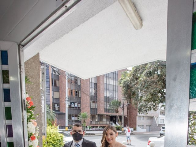 El matrimonio de Gustavo y Sandra en Medellín, Antioquia 17