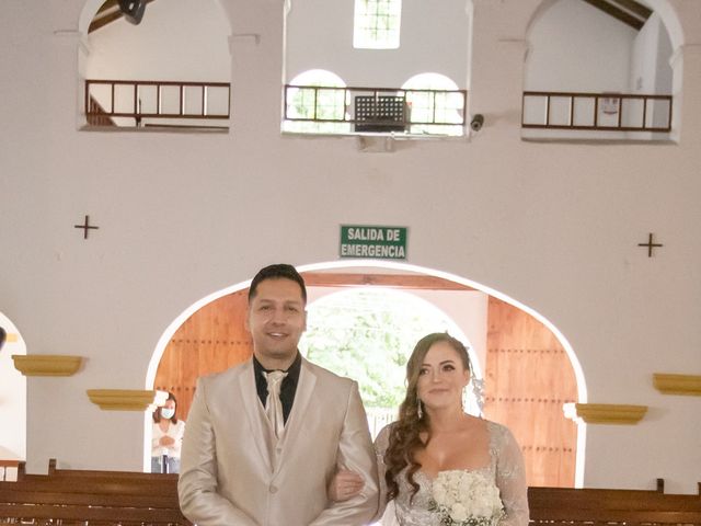 El matrimonio de Cesar y Ingrid en Envigado, Antioquia 19