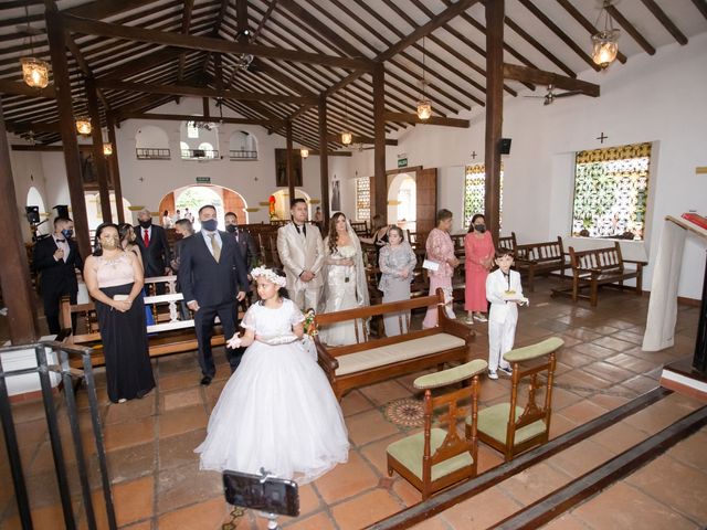 El matrimonio de Cesar y Ingrid en Envigado, Antioquia 21