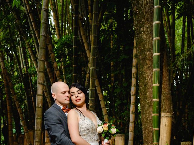 El matrimonio de Alejandro y Lorena en Medellín, Antioquia 27