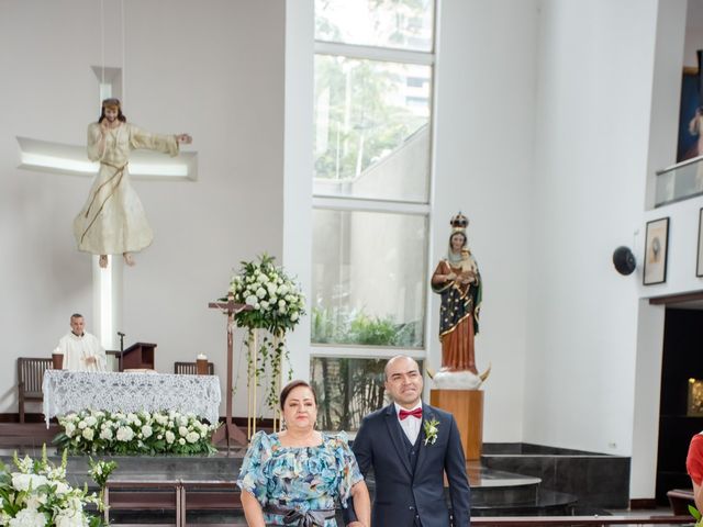 El matrimonio de Diego y Carolina en Medellín, Antioquia 24