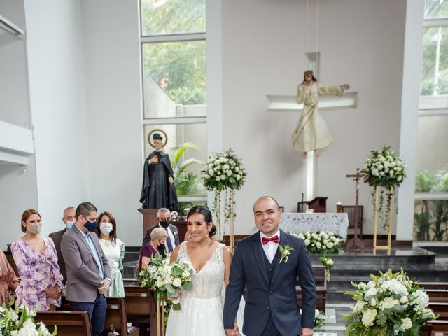 El matrimonio de Diego y Carolina en Medellín, Antioquia 50