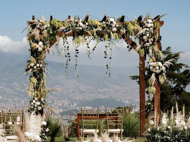 El matrimonio de Carlos y Karla en Medellín, Antioquia 14