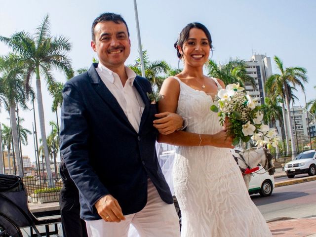 El matrimonio de Rafael Villa y Lina Alvernia en Cartagena, Bolívar 1