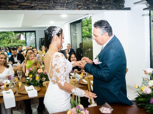 El matrimonio de William  y Daniela en Santa Fe de Antioquia, Antioquia 16
